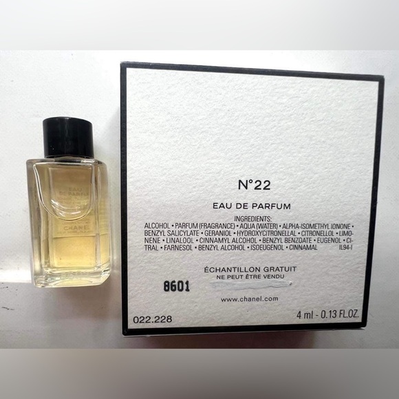 Chanel No 22 Les Exclusifs Eau De Parfum Mini Splash Bottle 4ml Authent… - Picture 4 of 6